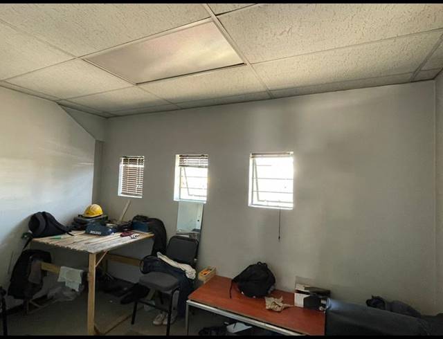 INDUSTRIAL PROPERTY TO RENT IN HENNOPSPARK